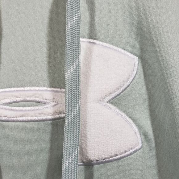 Under Armour cold gear NWT chenille logo front pullover woman's size small - Picture 3 of 8